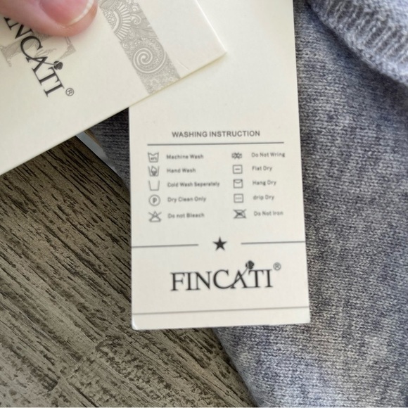 Fincati Gray Cashmere Blend Asymmetrical Sweater Poncho OSFM NWT - Picture 5 of 11